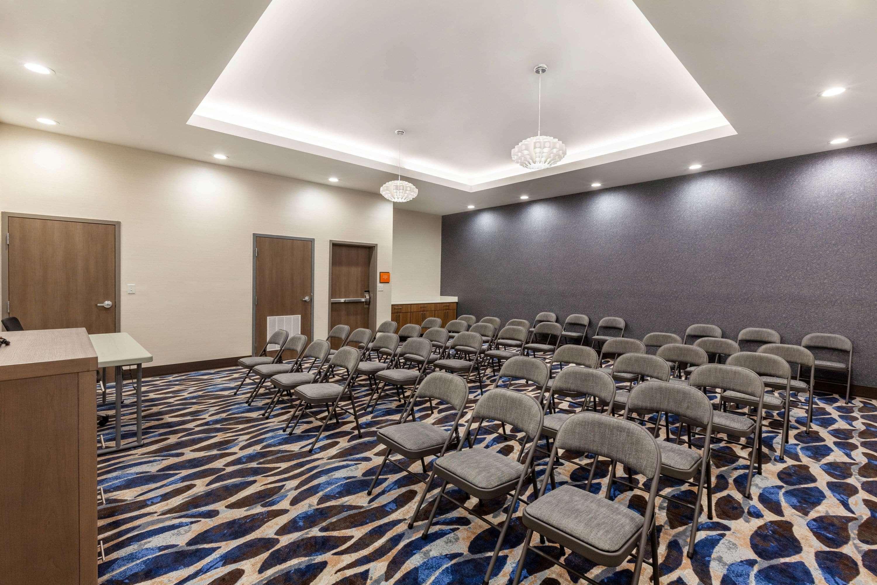 La Quinta Inn & Suites By Wyndham Lafayette Oil Center Ngoại thất bức ảnh